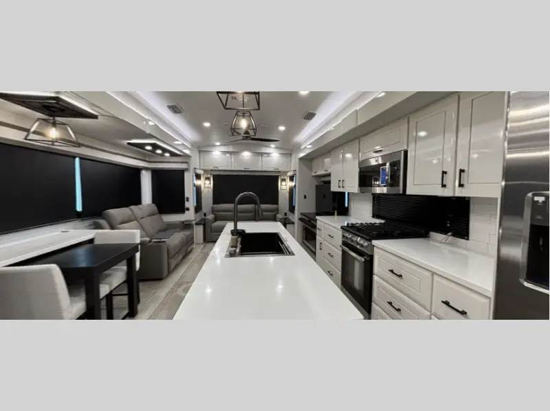 2027 Jayco Pinnacle 38SSWS