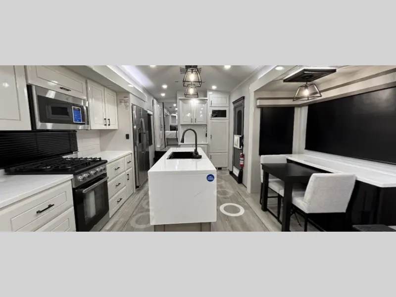 2027 Jayco Pinnacle 38SSWS