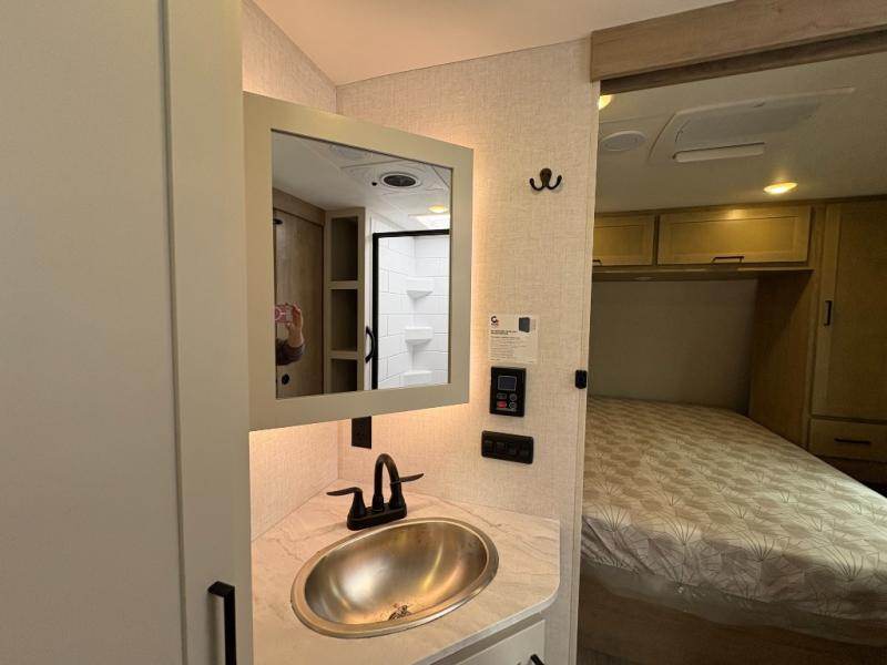2026 Ember Rv E-Series 25RUD