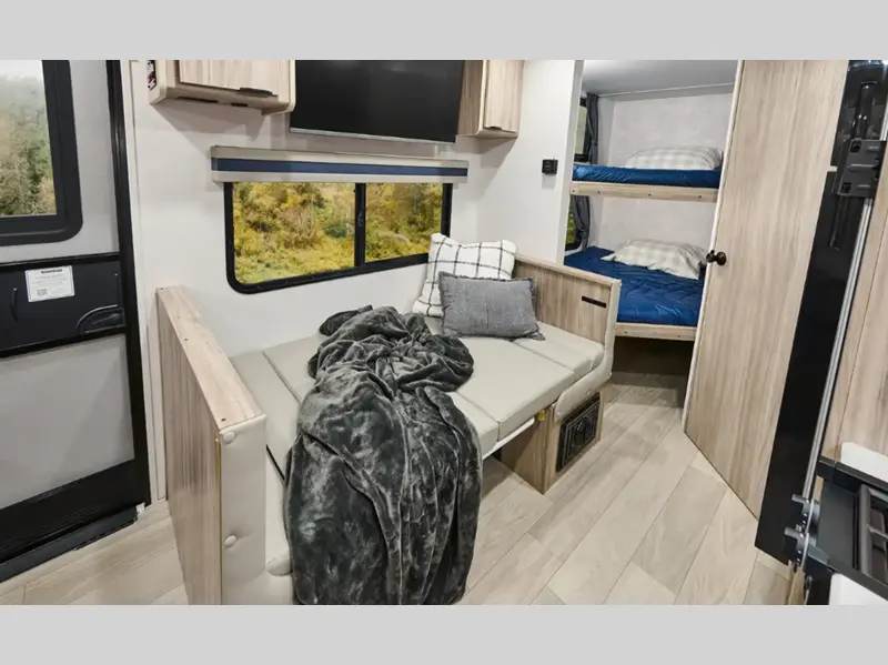 2027 Winnebago Access 18DBH