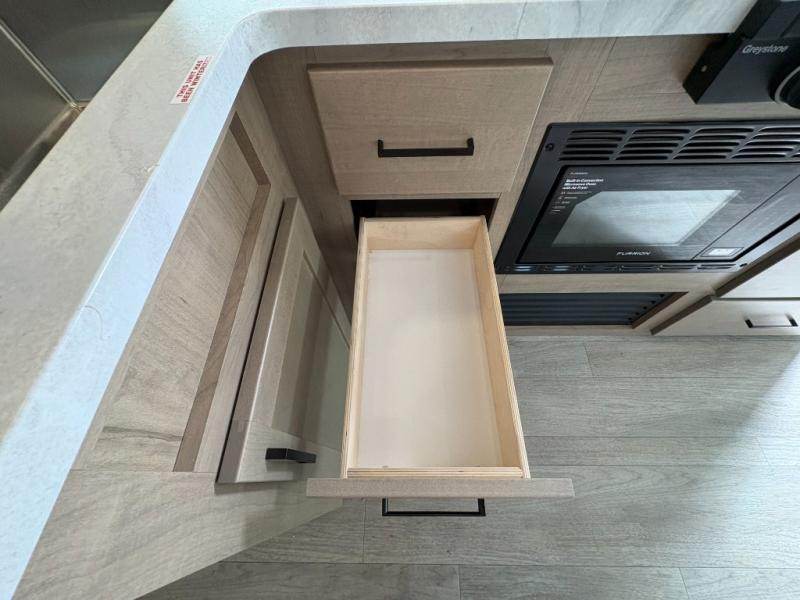 2026 Ember Rv E-Series 25RUD
