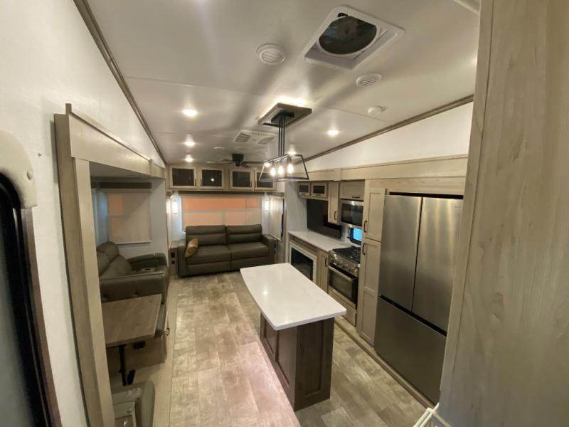 2024 Forest River Rv Flagstaff Classic 361RL