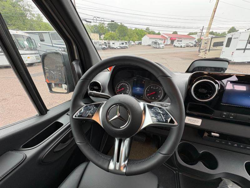 2027 Winnebago Revel Sport 44N