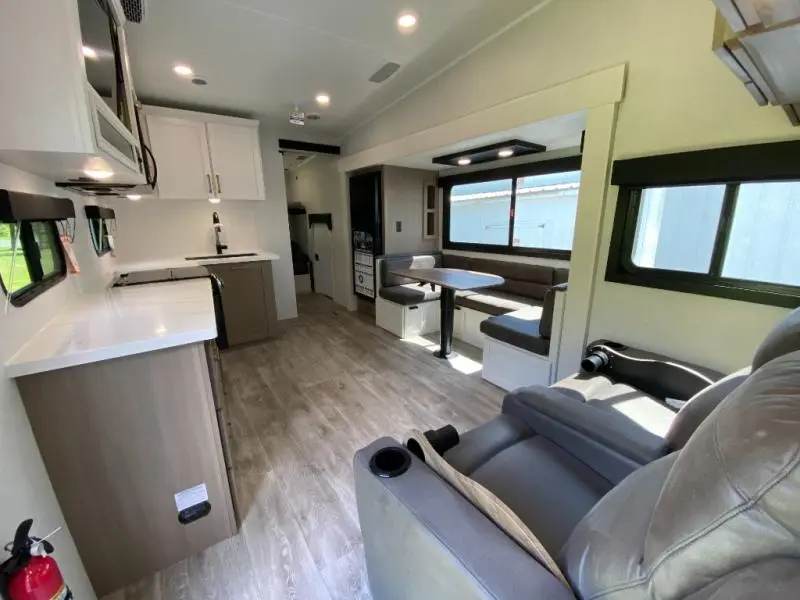 2027 Jayco Eagle HT 31QBH