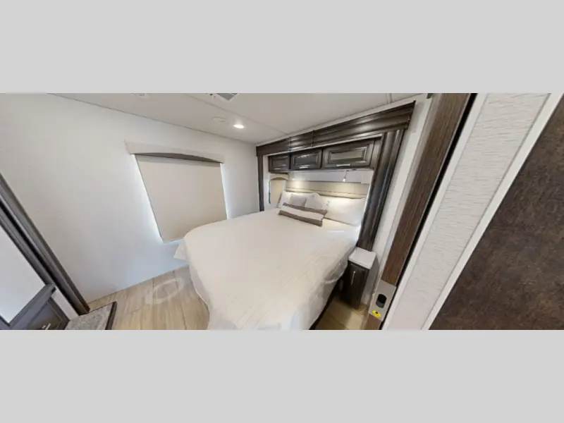 2027 Jayco Seneca Prestige 37M