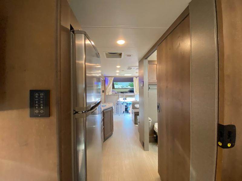 2021 Thor Motor Coach Magnitude SV34