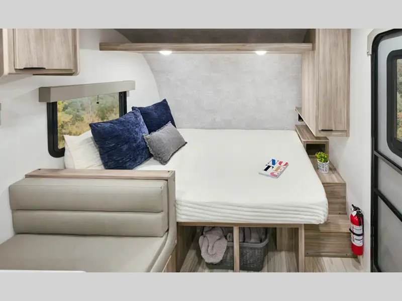 2027 Winnebago Access 18RK