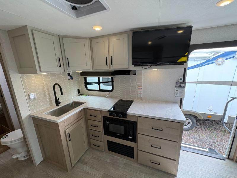 2026 Ember Rv E-Series 25RUD