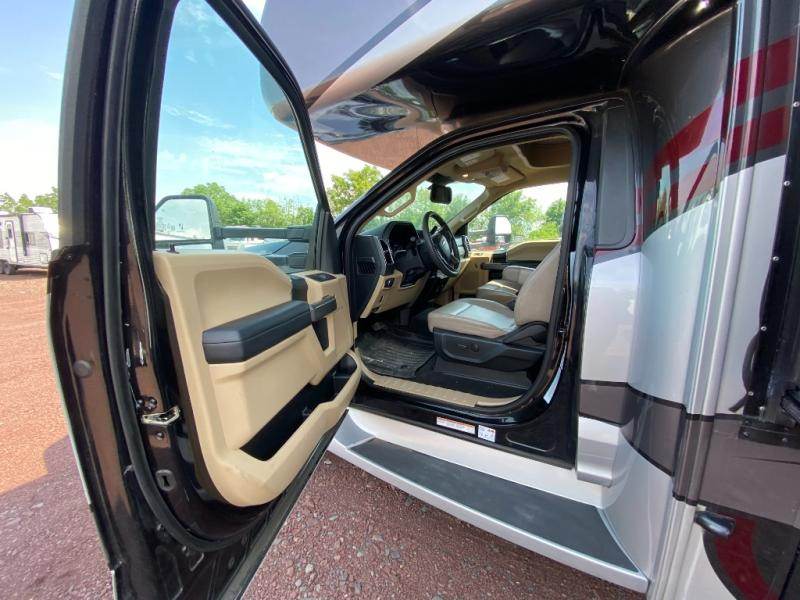 2021 Thor Motor Coach Magnitude SV34