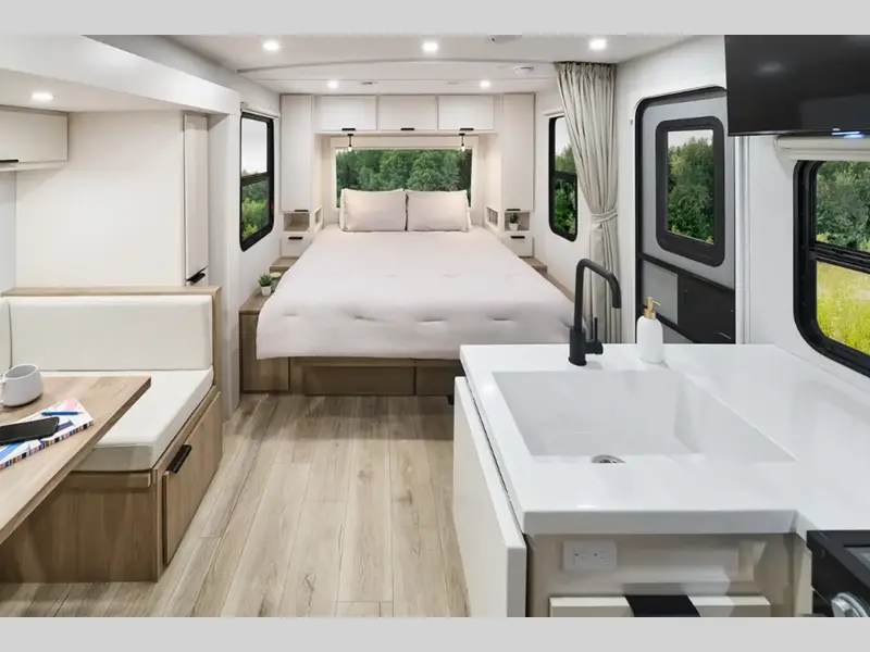 2027 Winnebago Thrive 22MBH