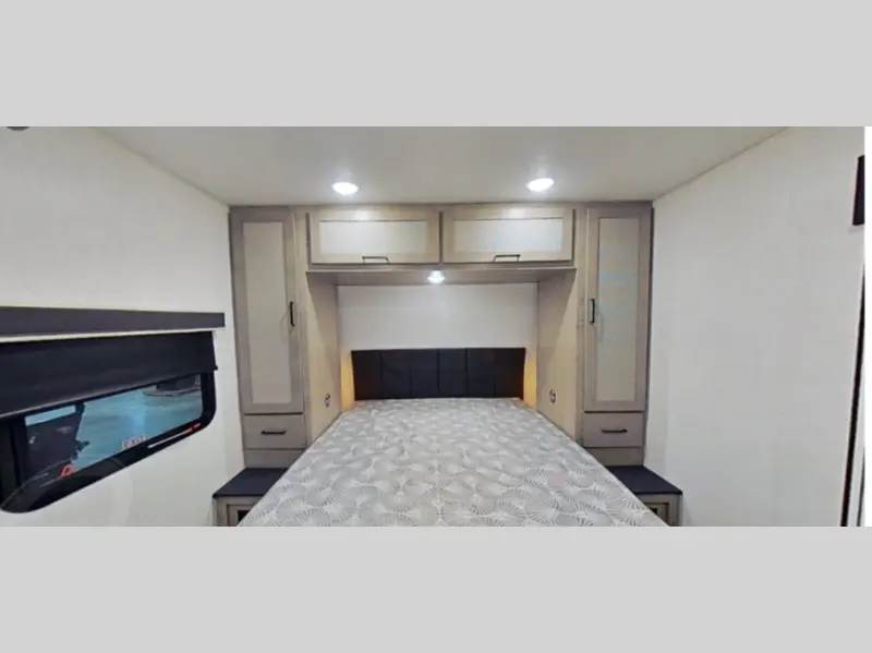 2027 Ember Rv E-Series 24RLD