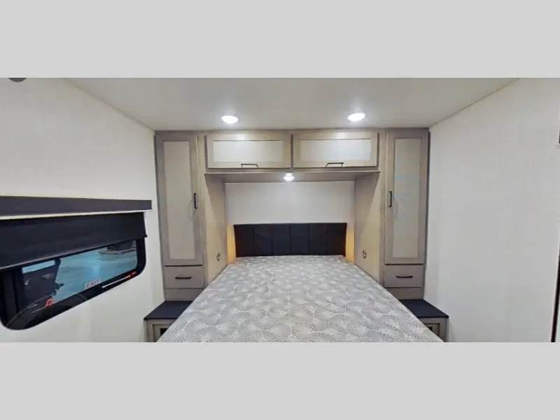 2027 Ember Rv E-Series 24RLD
