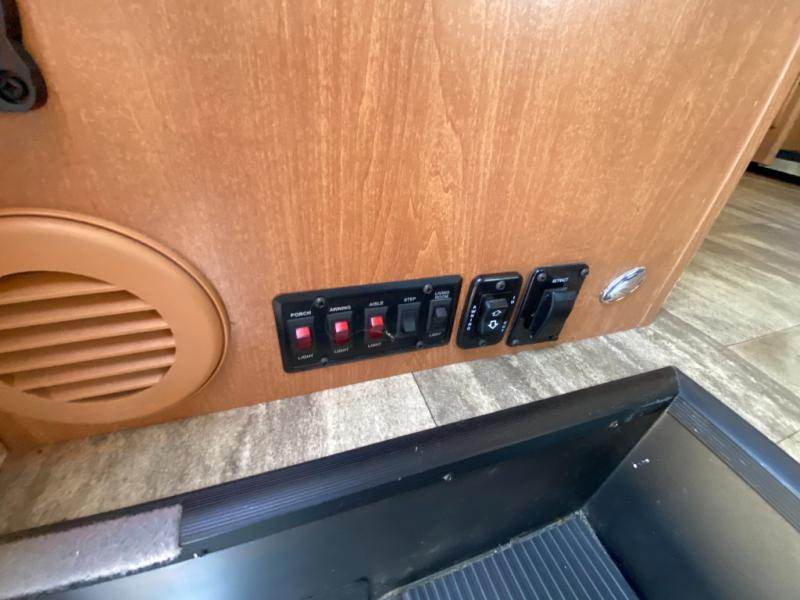 2016 Forest River Rv Sunseeker MBS 2400W