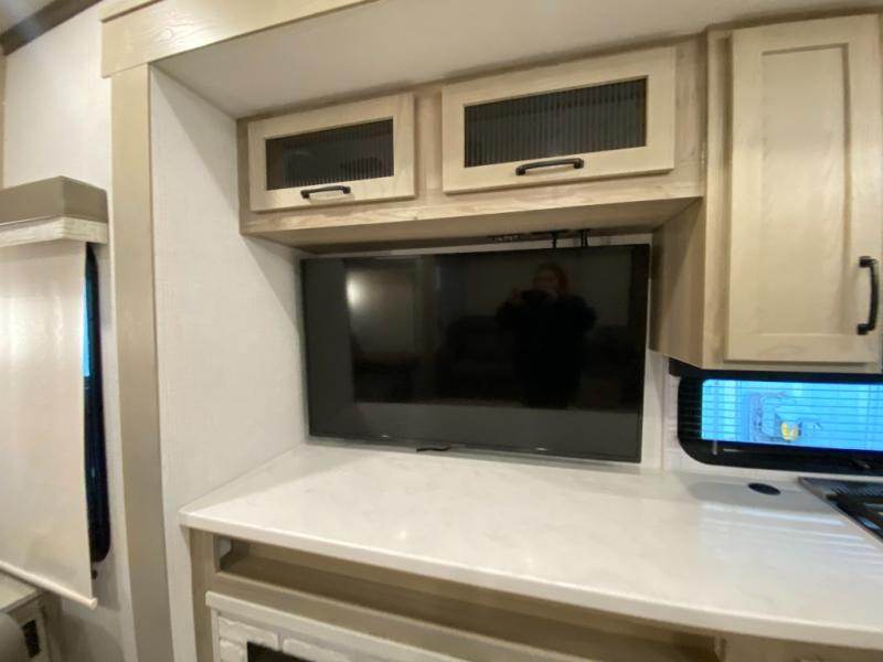 2024 Forest River Rv Flagstaff Classic 361RL
